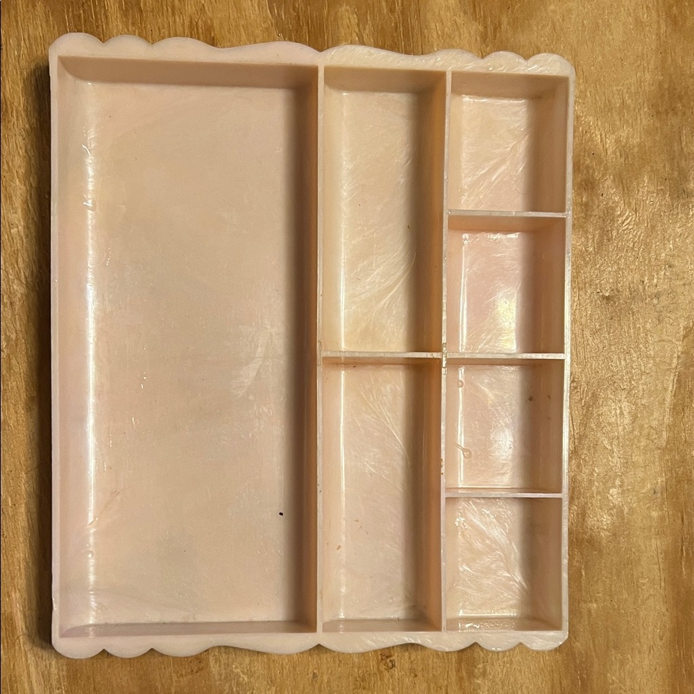 Elegant antique pink organizer